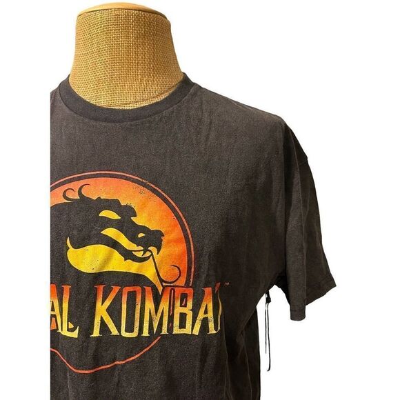 NWT Mortal Kombat Men's Short Sleeve T Shirt New-Vintage Fade Logo Size XL - Picture 4 of 8